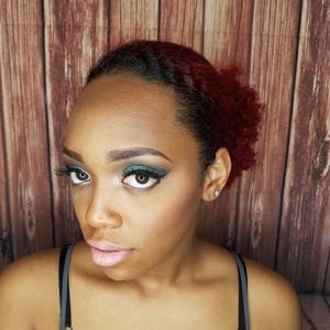 Meet your Posher, Erica